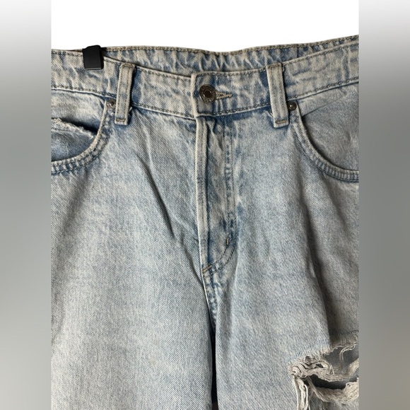 H&M Distressed Boyfriend Jeans Women’s Size 8 Low Waist Light Wash - Picture 4 of 9